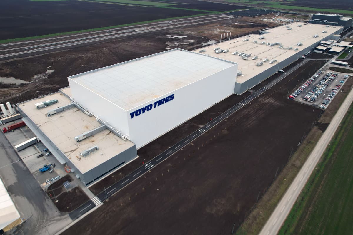 TOYO TIRES